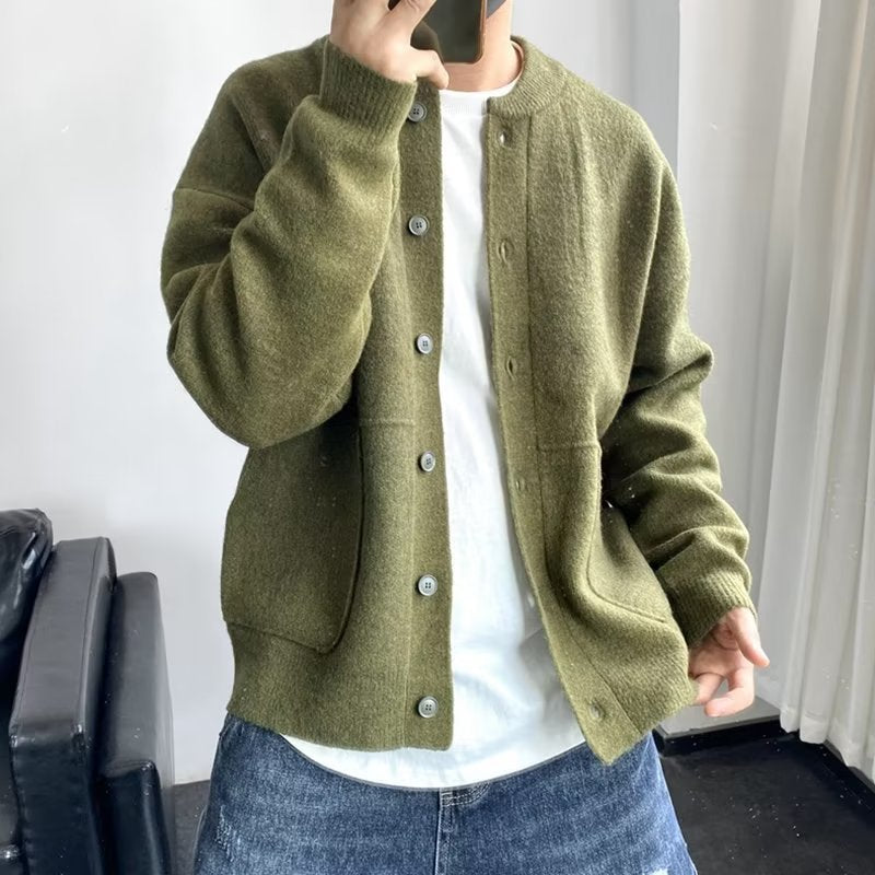 Bequemer, modischer Pullover